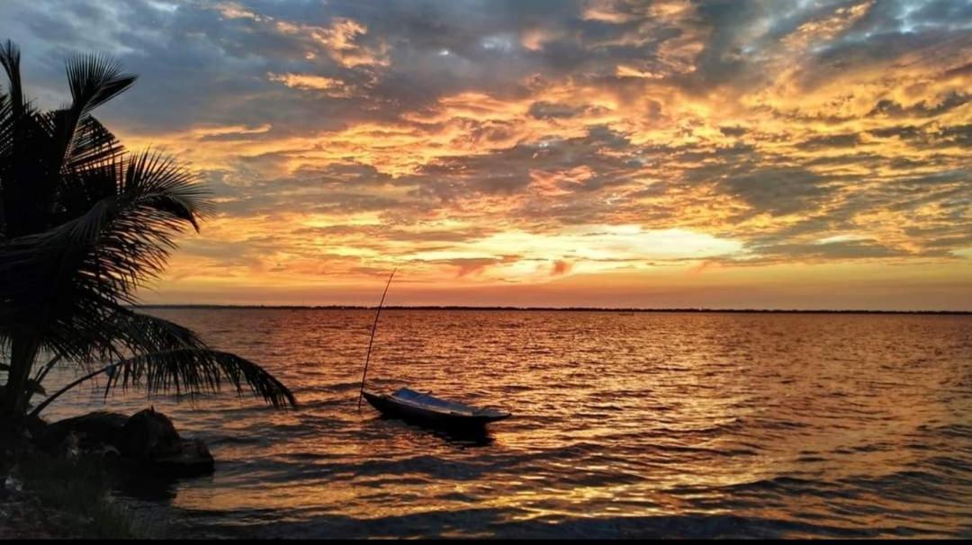 Marian Villa Katunayaka Bagian luar foto
